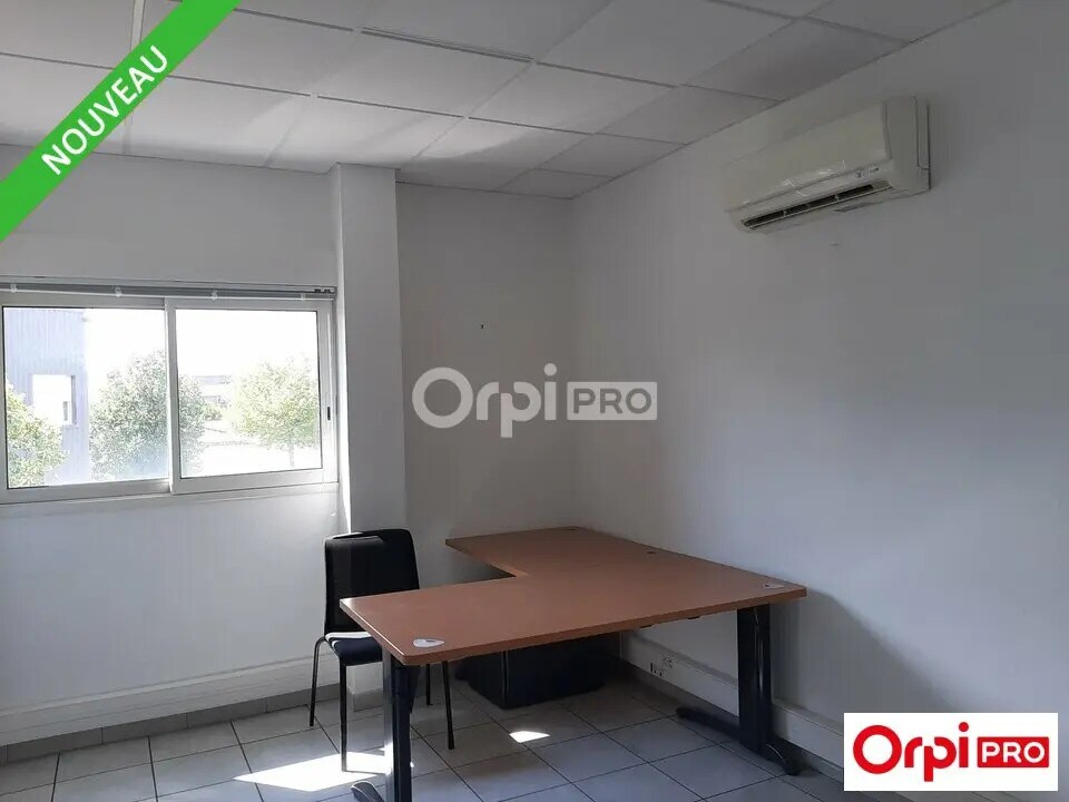 Office in Valence to rent Interior Photo- Image 1 of 9