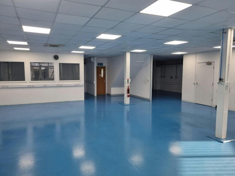 Sterte Ave W, Poole to rent - Building Photo - Image 2 of 9