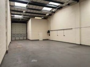 Fyfield Rd, Weyhill to rent Interior Photo- Image 2 of 2