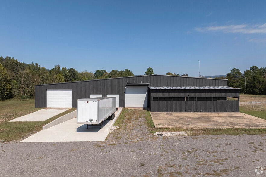 251 Highway 11, Rising Fawn, GA for rent - Building Photo - Image 2 of 21