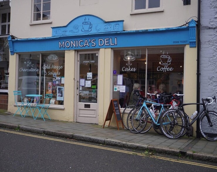 20 West St, Dorking to rent - Building Photo - Image 1 of 2