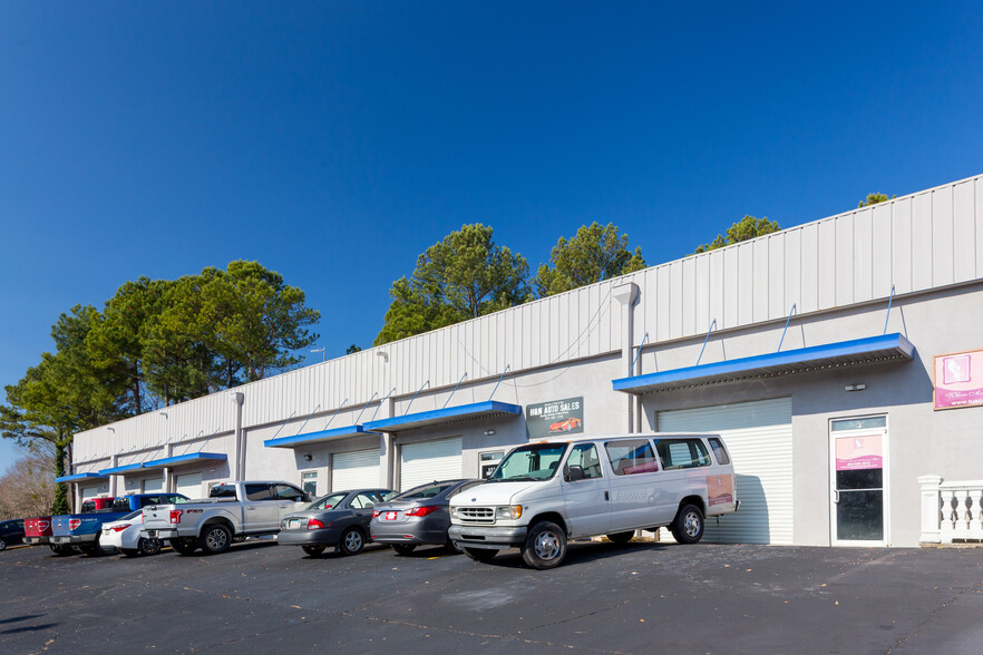 6899 Peachtree Industrial Blvd, Norcross, GA for rent - Building Photo - Image 2 of 10