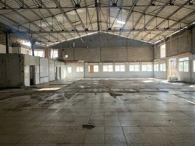 Light Industrial in Dijon to rent Interior Photo- Image 1 of 6