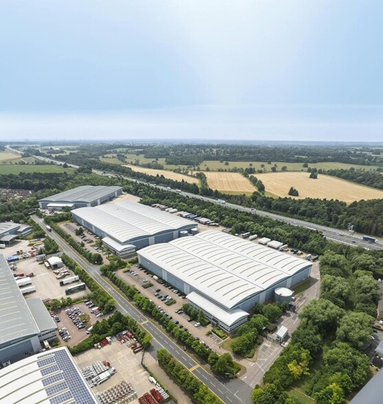 1 Cheaney Dr, Northampton to rent - Building Photo - Image 2 of 5