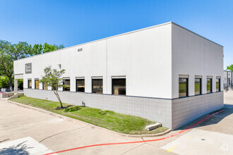 1865 Summit Ave, Plano, TX for rent Primary Photo- Image 1 of 9