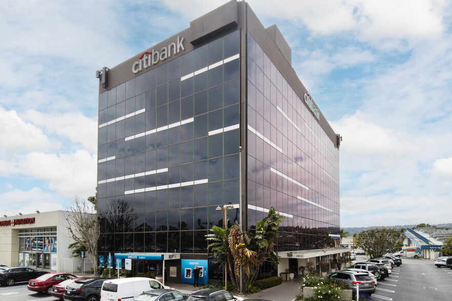 Landmark Citibank Professional Building - Commercial Property