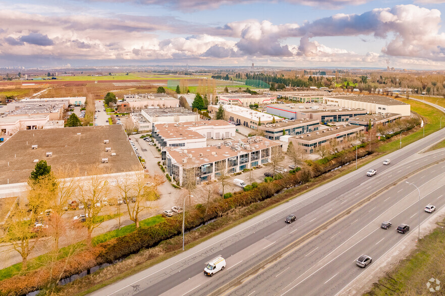 13700 Mayfield Pl, Richmond, BC for sale - Building Photo - Image 2 of 3