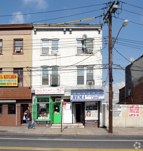 53 Victory Blvd, Staten Island, NY for sale - Building Photo - Image 2 of 2