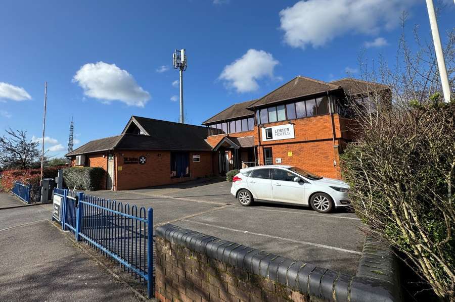 The Walk, Potters Bar for sale Building Photo- Image 1 of 2