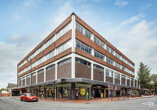 Hill St, Wrexham for rent Building Photo- Image 1 of 14