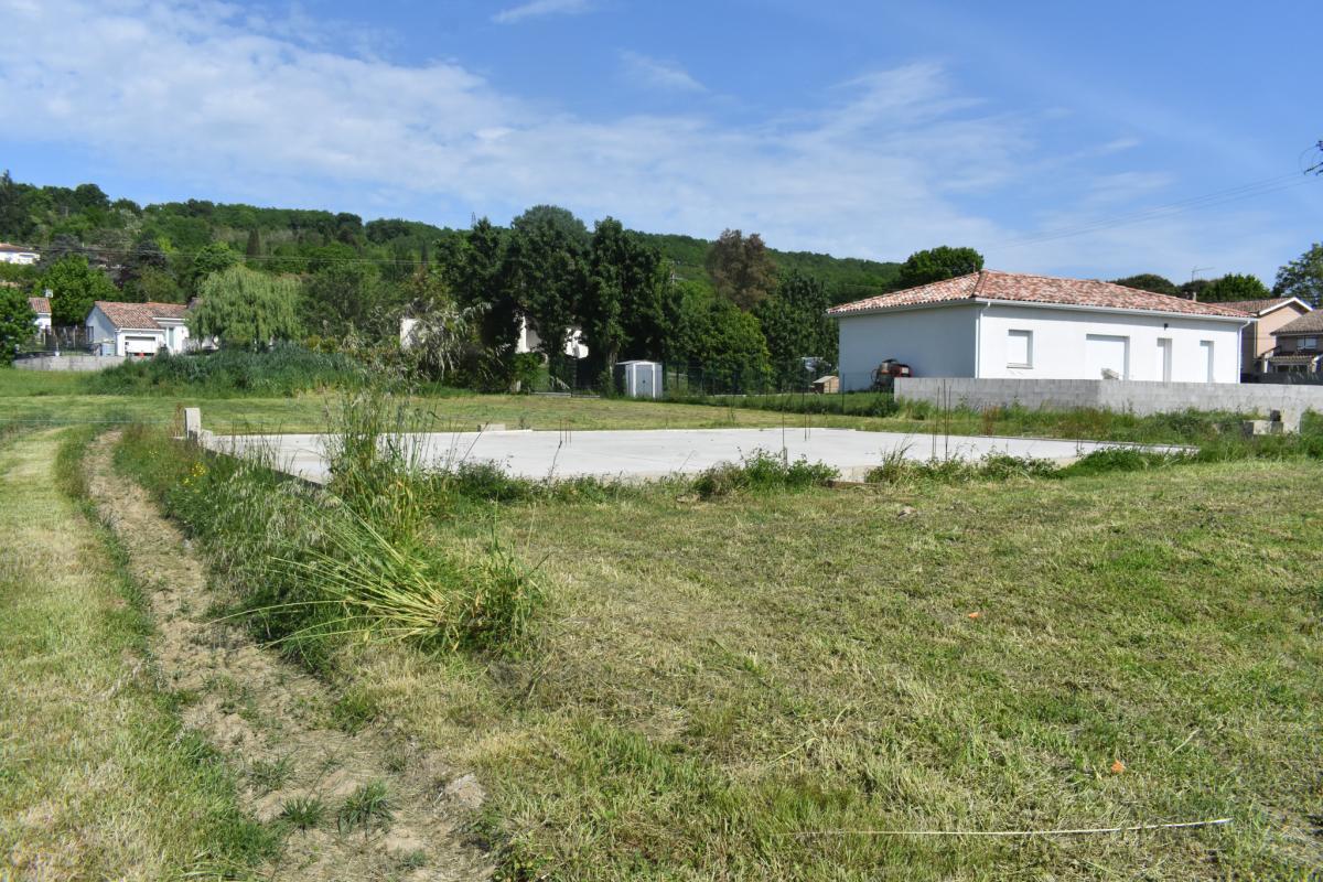 Land in Grisolles for sale Building Photo- Image 1 of 2