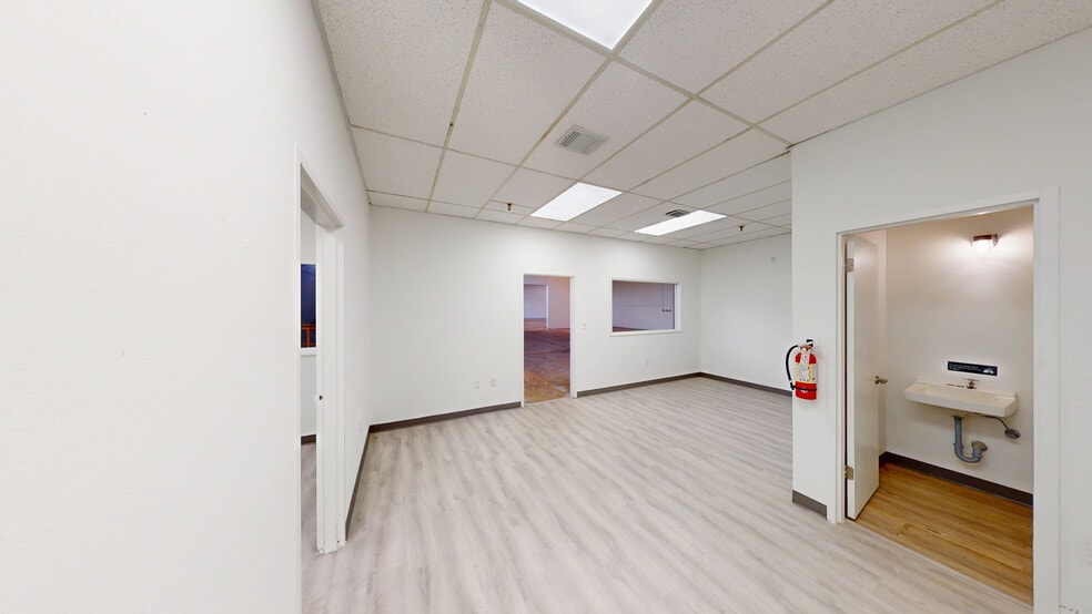 16511-16511 NW 8th Ave, Miami, FL to rent - Building Photo - Image 3 of 13