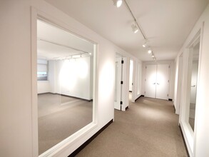 155 E 55th St, New York, NY for rent Interior Photo- Image 2 of 6