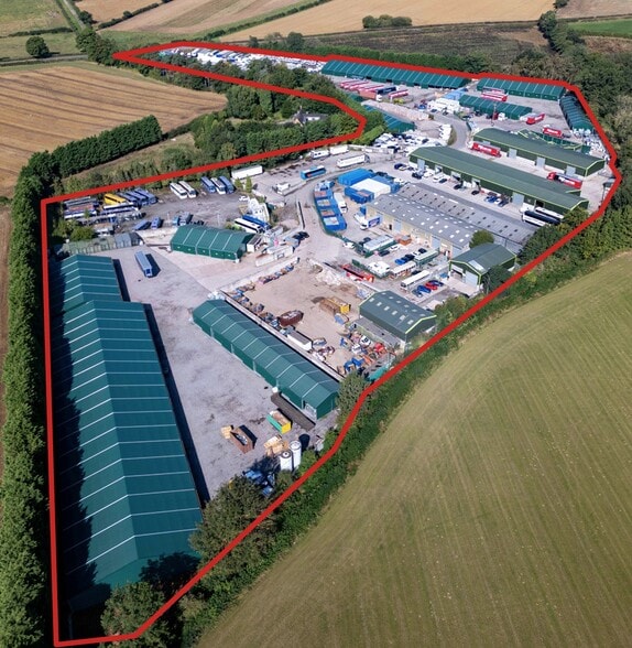 Moorfields, Stafford to rent - Site Plan - Image 1 of 2