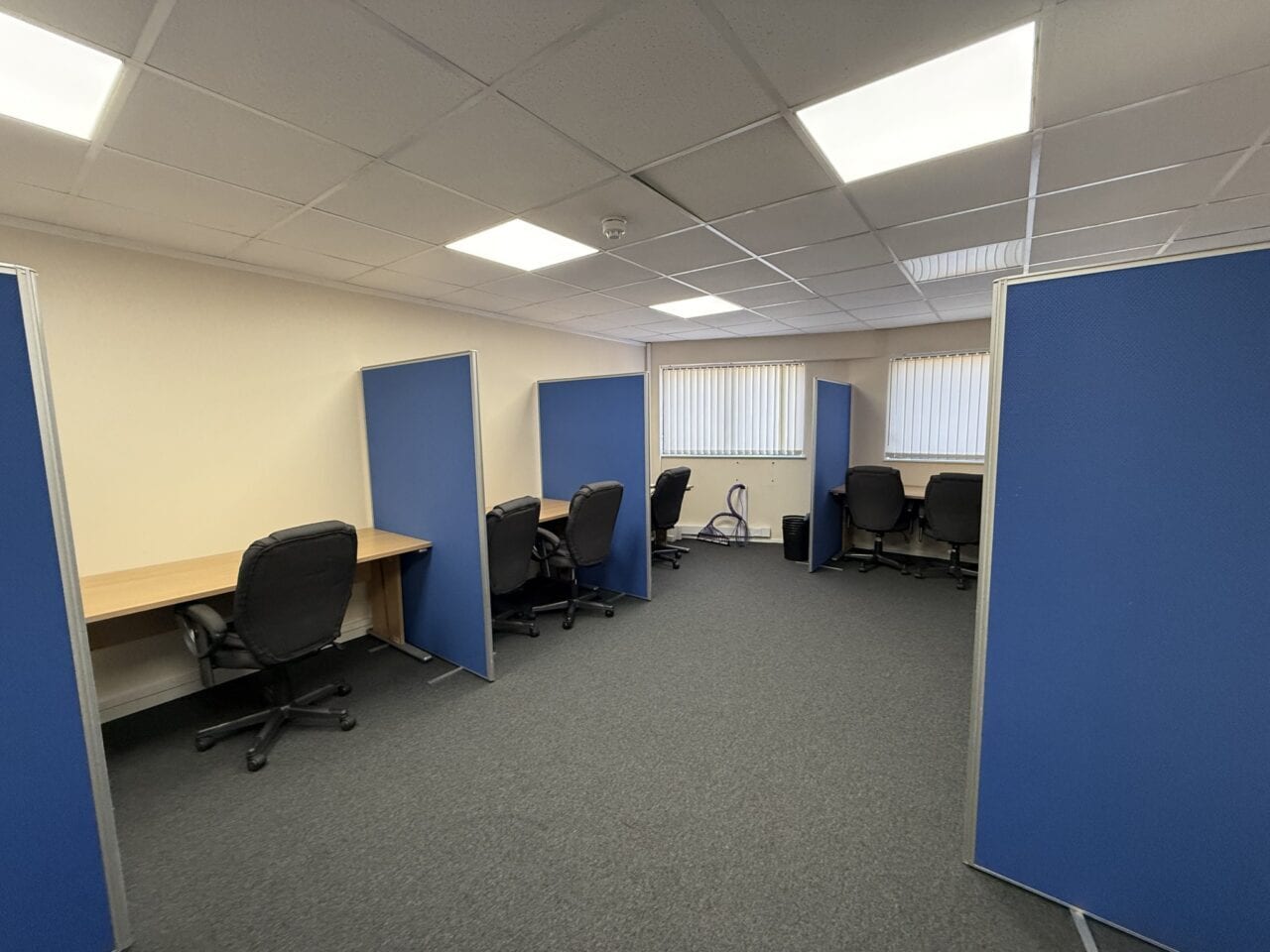 Blackburn Rd, Dunstable to rent Interior Photo- Image 1 of 5