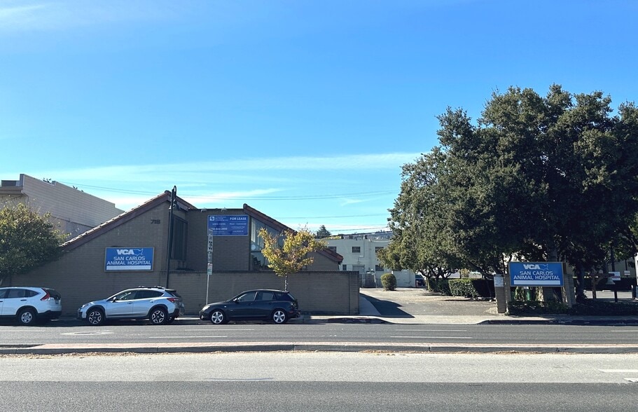 718 El Camino Real, San Carlos, CA for rent - Building Photo - Image 1 of 71