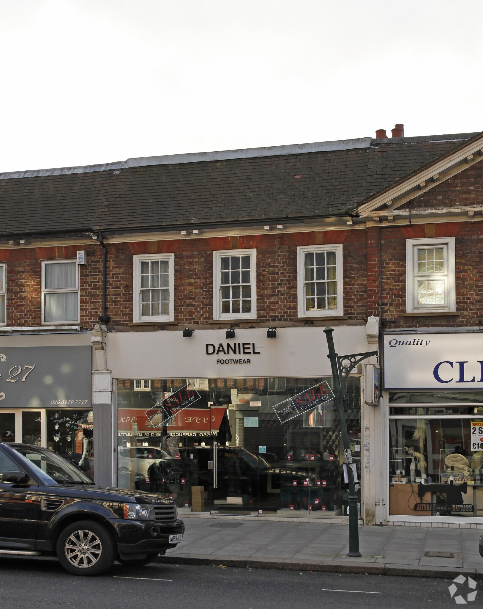 64 The Broadway, London to rent Primary Photo- Image 1 of 3