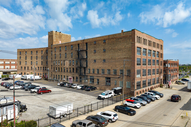 More details for 3636 S Iron St, Chicago, IL - Light Industrial for Rent