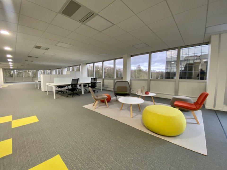 Office in Vélizy-Villacoublay to rent Interior Photo- Image 1 of 6