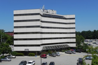 Office in Auburn, ME for sale Primary Photo- Image 1 of 1