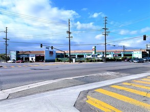 9015 1/2 Sunland Blvd, Sun Valley, CA for sale Building Photo- Image 1 of 1