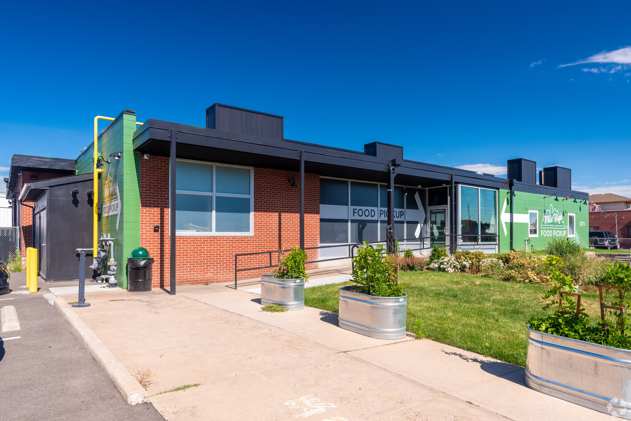 2171 S Grape St, Denver, CO for rent Building Photo- Image 1 of 31