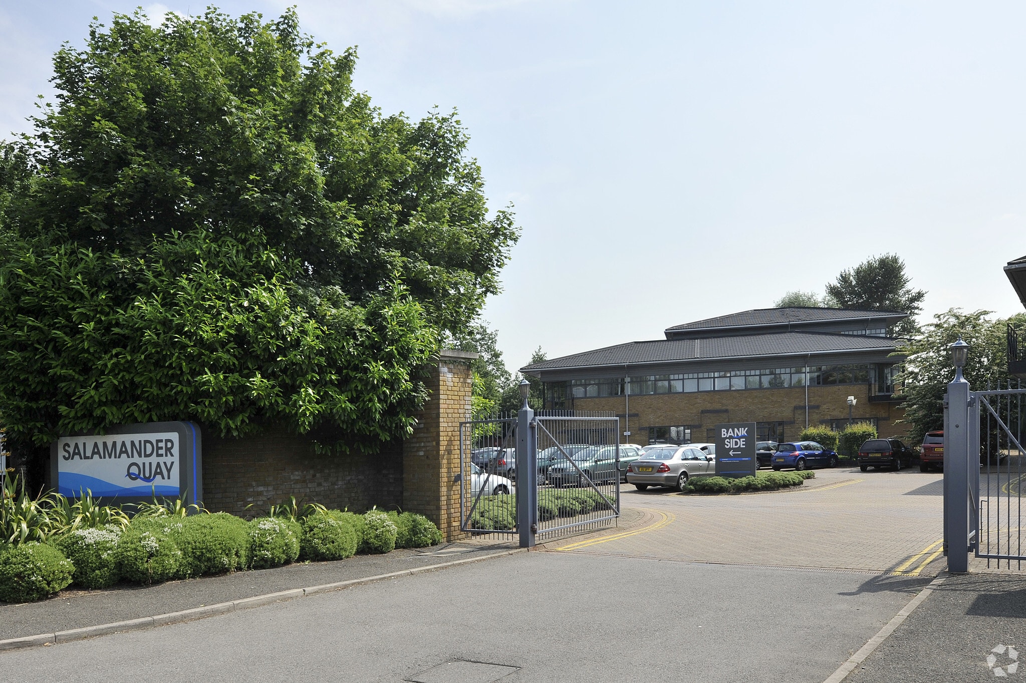 Coppermill Ln, Uxbridge for sale Primary Photo- Image 1 of 1