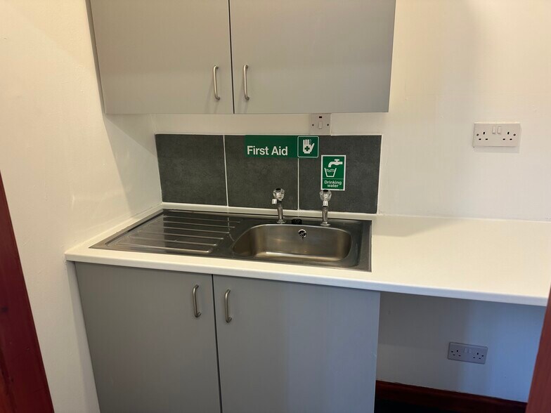 108 Market St, Musselburgh to rent - Building Photo - Image 2 of 3