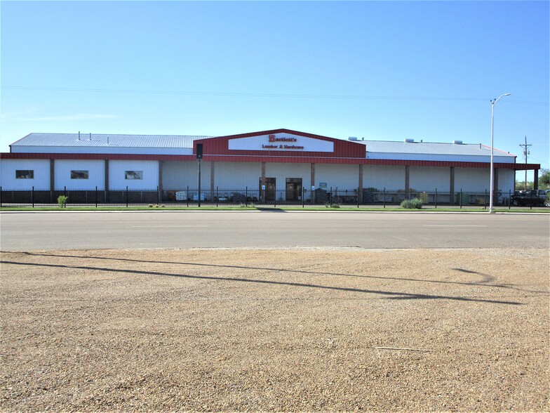 500 W Brown St, Pampa, TX for sale - Building Photo - Image 1 of 1