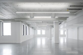 Drapers Court, Kingston Upon Thames to rent Interior Photo- Image 2 of 2