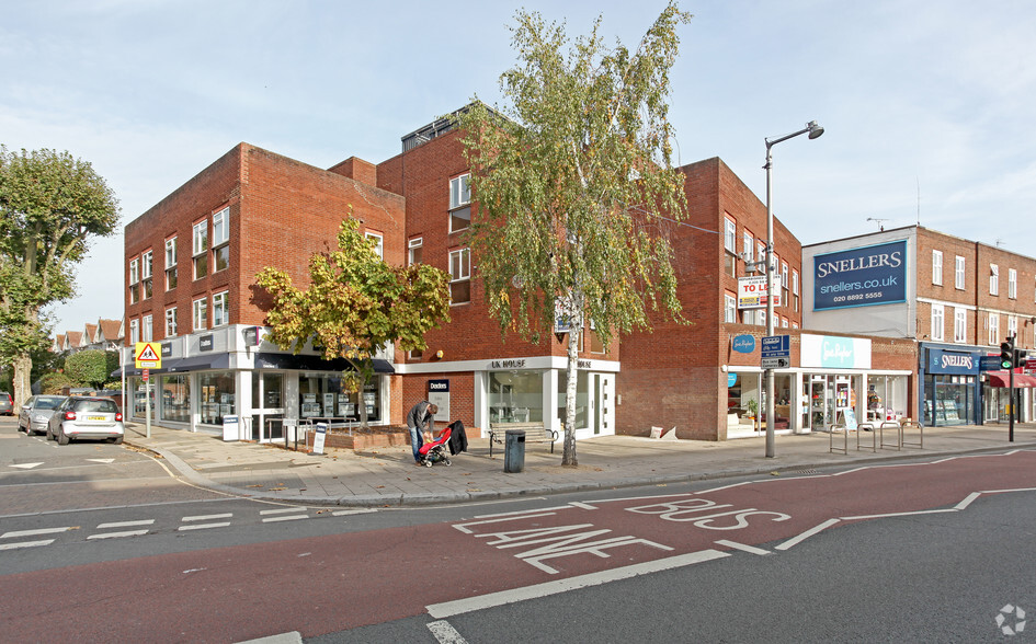 76-84 Heath Rd, Twickenham for rent - Building Photo - Image 3 of 5