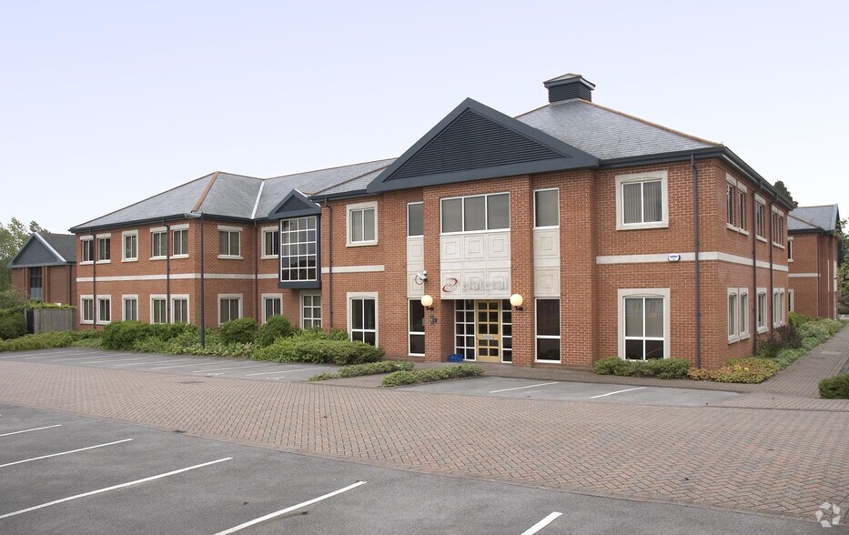 Crosby Way, Farnham for sale - Primary Photo - Image 1 of 1