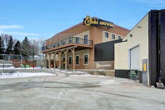 1495 Steiger Lake Ln, Victoria, MN for sale Building Photo- Image 1 of 1