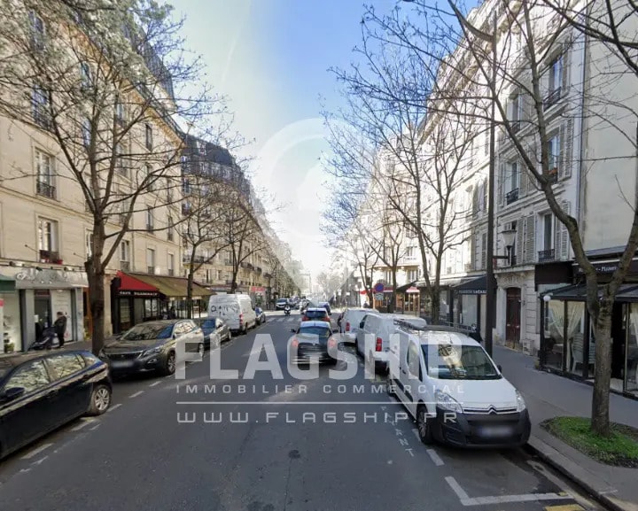 Location Commerce 81 m² - Photo 1
