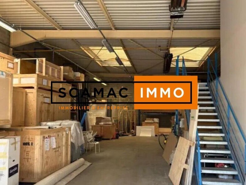 Industrial in Champigny-sur-Marne to rent - Building Photo - Image 3 of 7