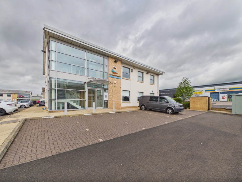 Houstoun Rd, Livingston to rent - Building Photo - Image 2 of 13