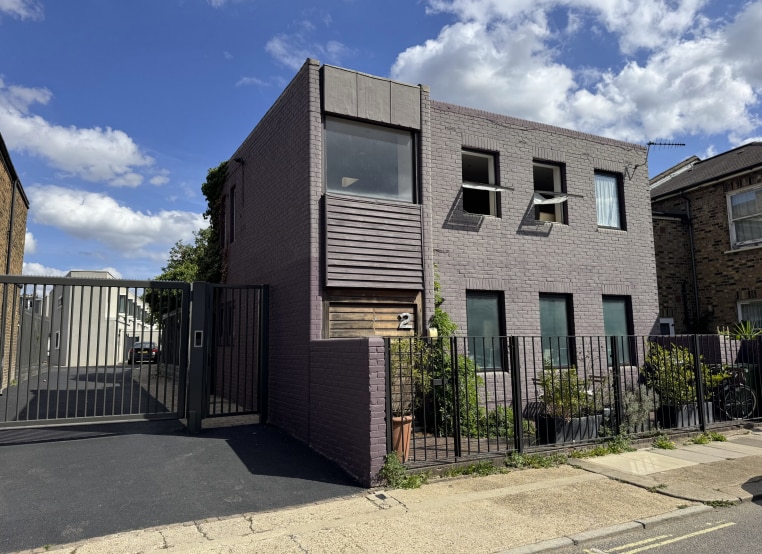 2 Letchford Gdns, London to rent Primary Photo- Image 1 of 2