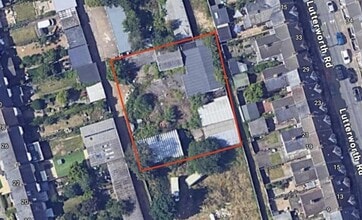 Barry Rd, Northampton to rent Aerial- Image 1 of 2