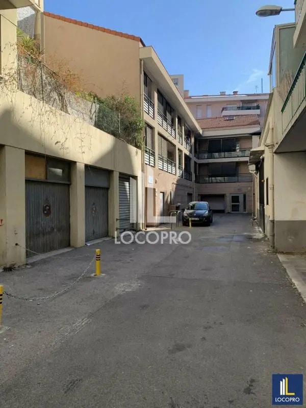 Vente Local d'activités 110 m² - Photo 1