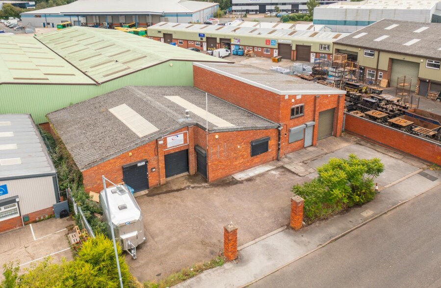 Rigby Close, Warwick for sale - Primary Photo - Image 1 of 1