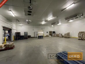 Industrial in Orly to rent Interior Photo- Image 2 of 8
