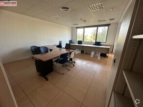 Office in Rivas-Vaciamadrid, MAD for rent Interior Photo- Image 2 of 4