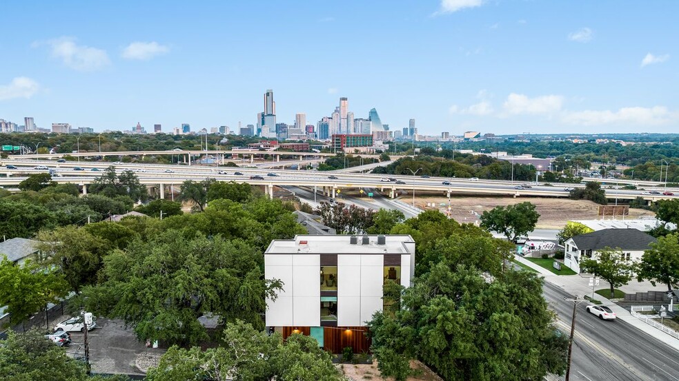 2208 Lake Austin Blvd, Austin, TX for sale - Building Photo - Image 2 of 27