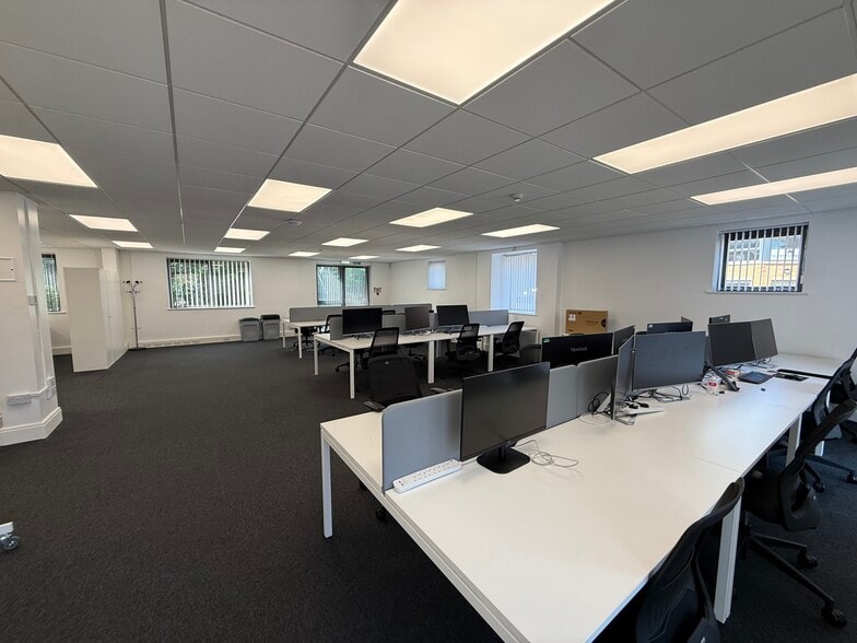 St Georges Park, Kirkham to rent - Building Photo - Image 2 of 11