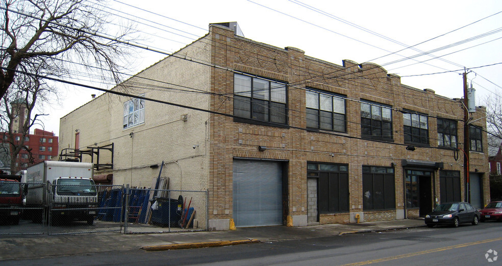 230-234 S Fifth Ave, Mount Vernon, NY for sale - Building Photo - Image 1 of 17