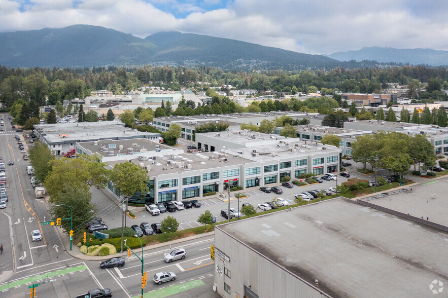 980 W 1st St, North Vancouver District, BC for rent - Building Photo - Image 3 of 5