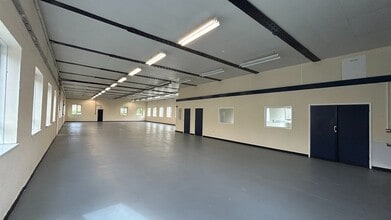 Oak Dr, Hartlebury to rent Interior Photo- Image 2 of 4