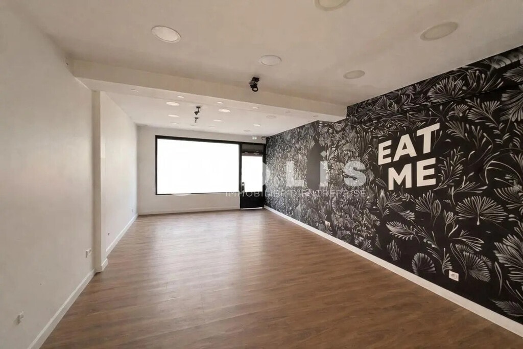 Vente Commerce 112 m² - Photo 1