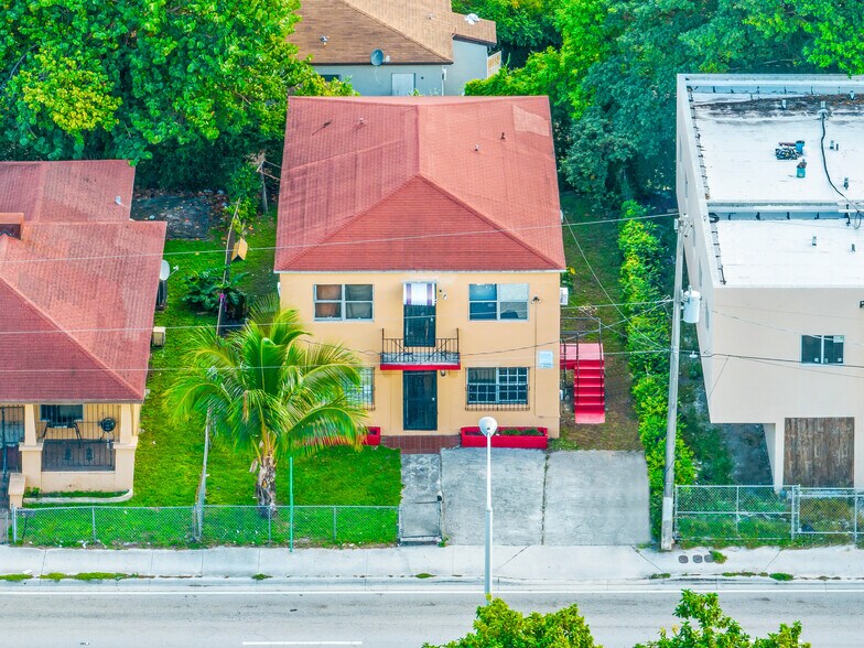 6585 NW 17th Ave, Miami 33147 Residential for Sale UK