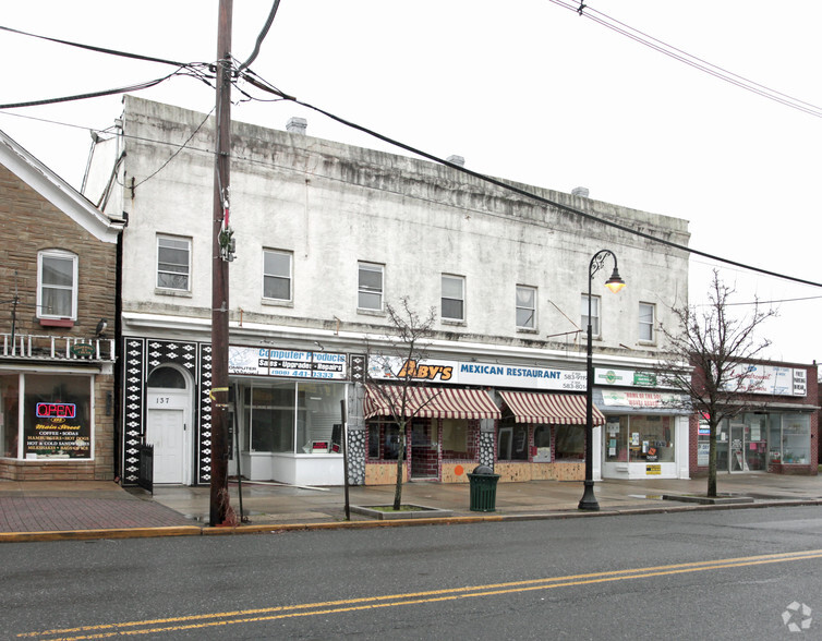 137-143 Main St, Matawan, NJ for sale - Primary Photo - Image 1 of 1